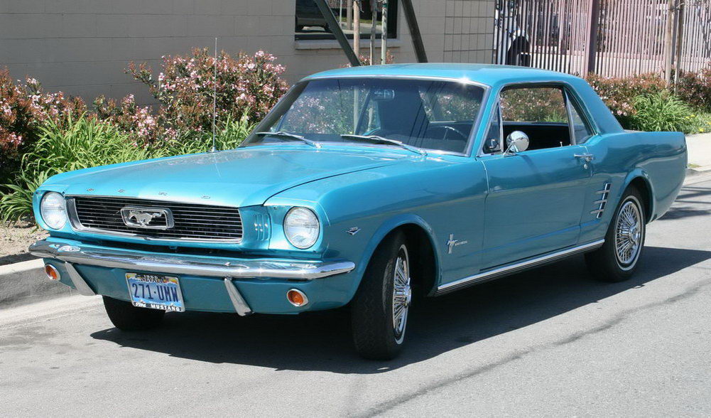 1966 Mustang in Tahoe Turquise