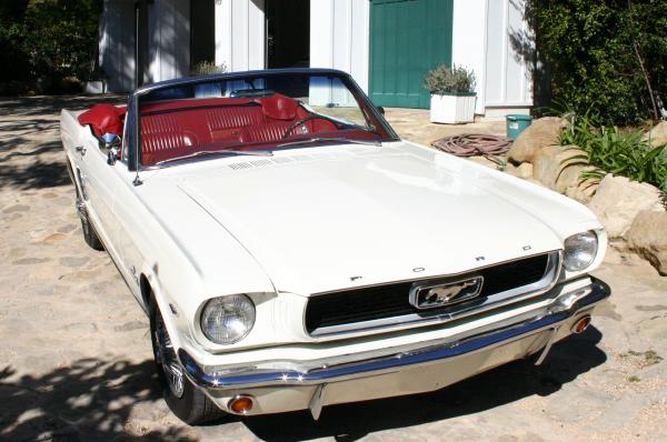 1966 Mustang Convertible  in Wimbledon White